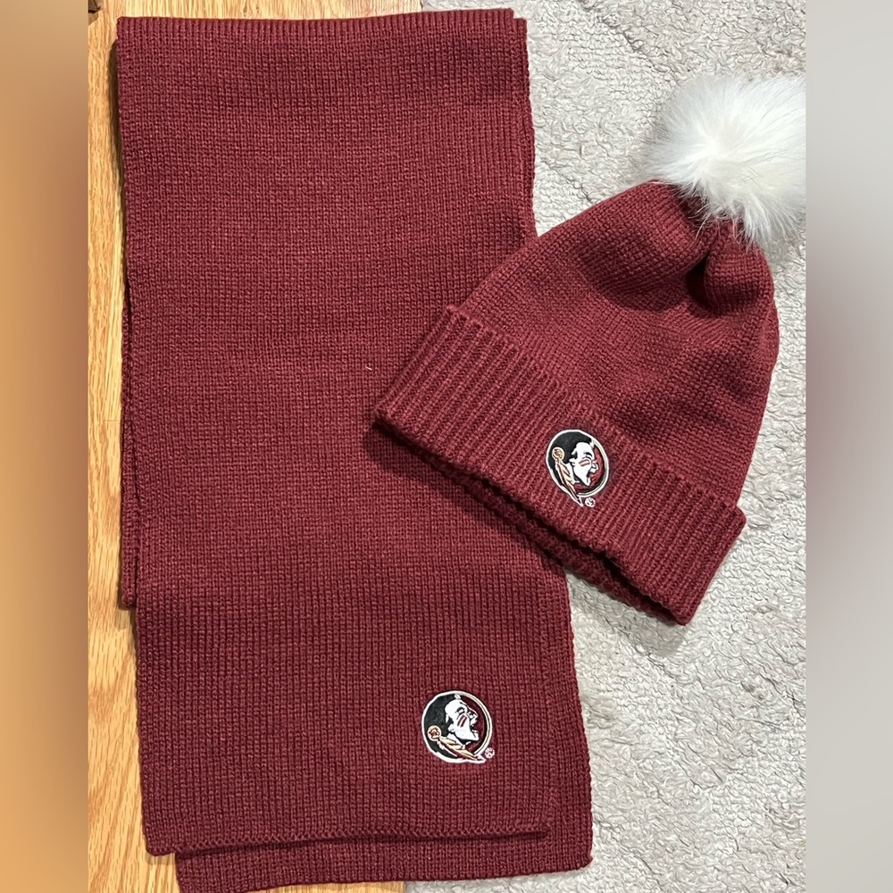🎁New in pkg FSU Florida State University knit hat & scarf